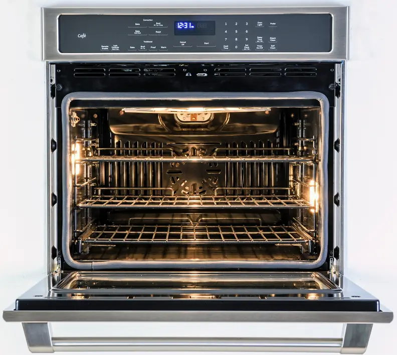 The oven took a while to preheat, no doubt thanks to the heavy sliding rack.