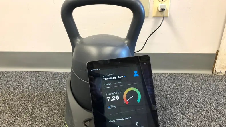 jaxjox kettlebell 2.0 with ipad