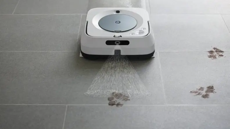 Braava Robot Mop cleaning paw prints