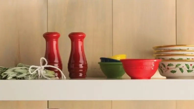 Best Kitchen Gifts: Le Creuset Salt and Pepper Set