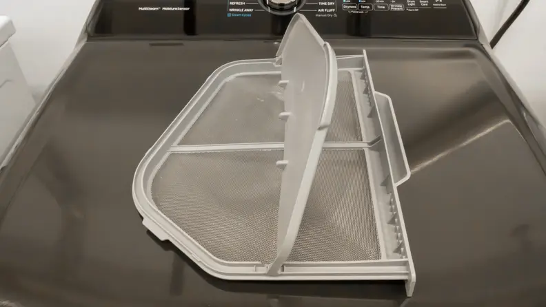 The Samsung DVE50R5400V dryer lint trap