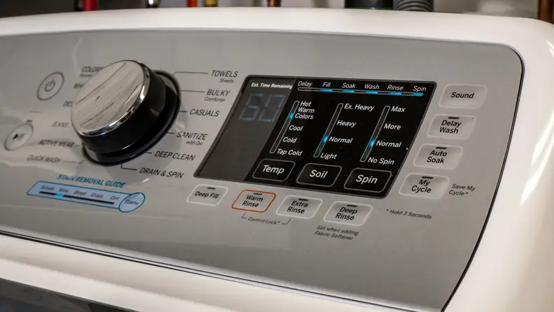Whether you want to just press start or micromanage your laundry, the GTW720BSNWS has the right options.