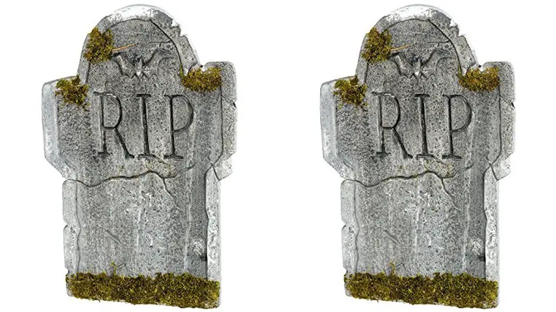 Amscan Mossy Bat RIP Gravestone