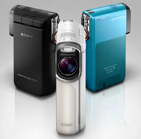 SONY HANDYCAM HDR-GW77　ケース付き Sony Adds Waterproof HDR-GW77 to Handycam Lineup - Reviewed