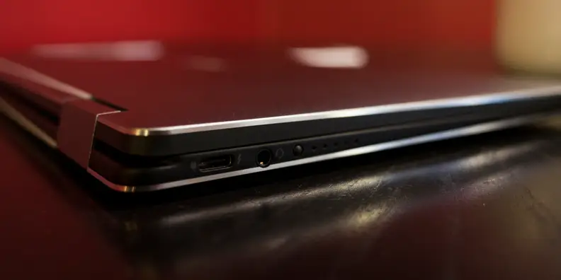 Dell XPS 13 (9365) Thunderbolt
