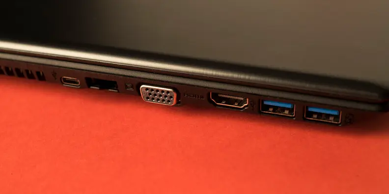 Acer Aspire E15 Ports