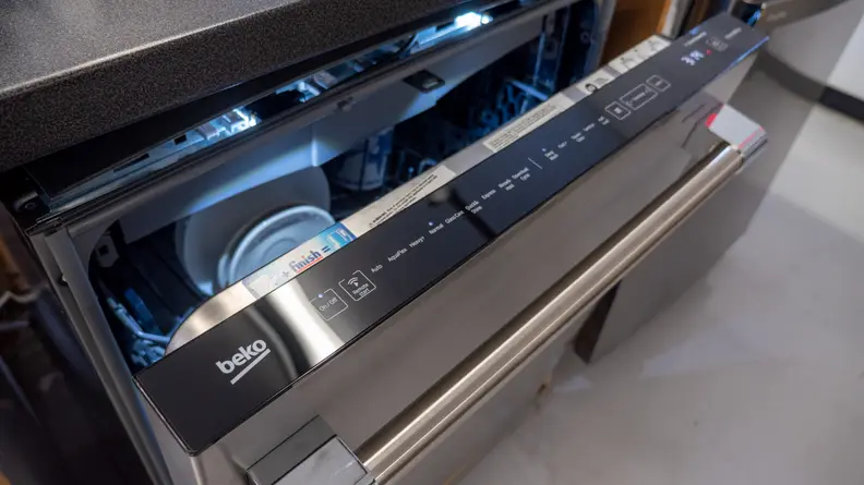 An angled view of the Beko DDT39434X’s top-facing controls.