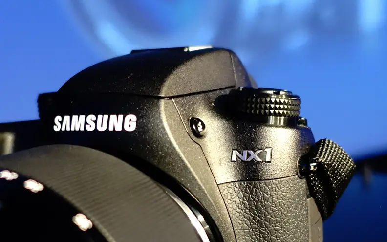 The NX1 is Samsung's premier mirrorless camera and it's armed to the teeth with high-end hardware and features.