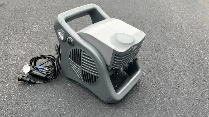 The Lasko Misto sits outside on the pavement