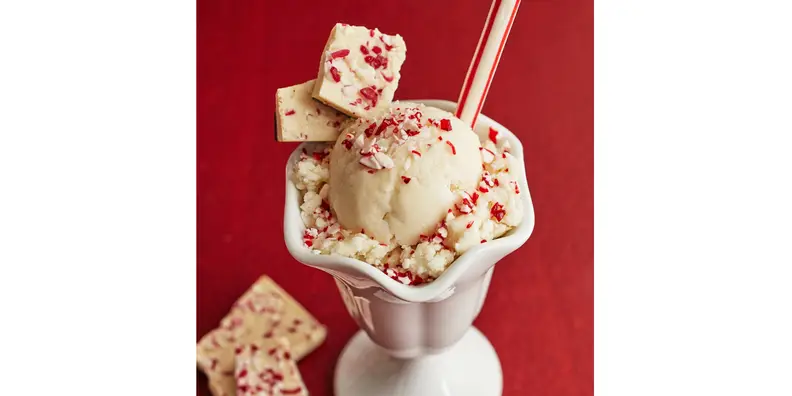 Porcelain ice cream dish