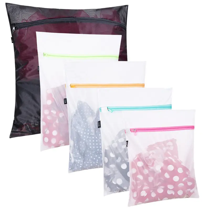 Set of five mesh laundry bags, three different sizes.