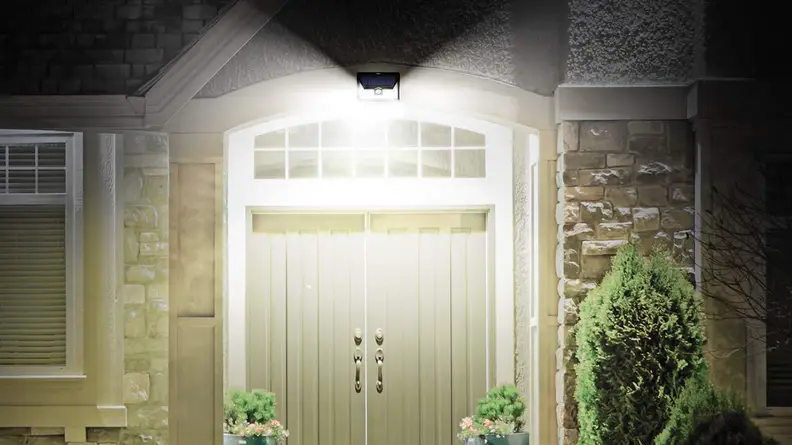 Motion sensor light