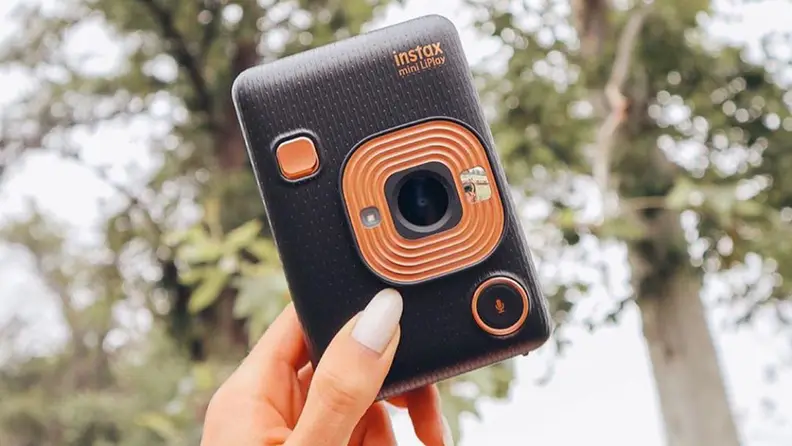 Instax