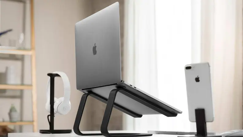 Curved Laptop Stand
