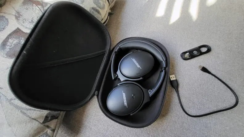 Bose QC45 Headphones Review: King of Quiet - Reviewed