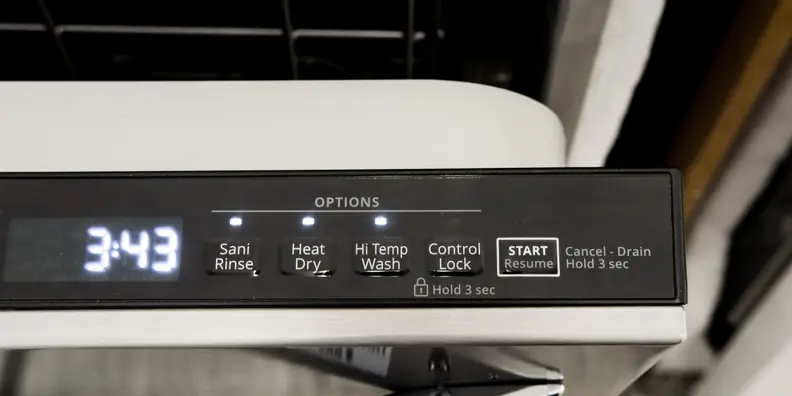 The control panel is located on top.