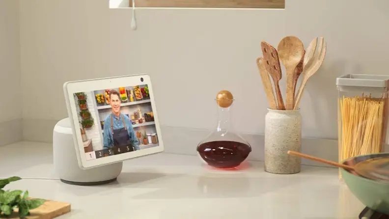 Echo Show 10