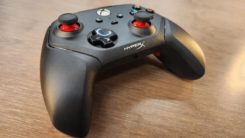 HyperX Clutch Gladiate review: Programmable buttons on a budget