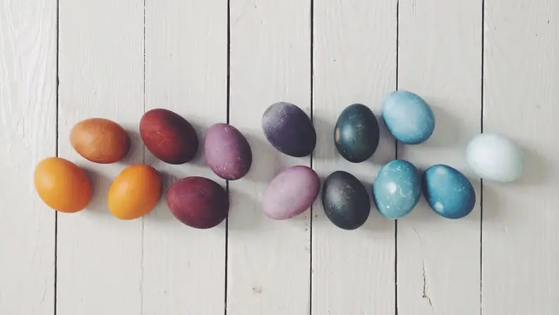 Naturally Dyed Easter Eggs