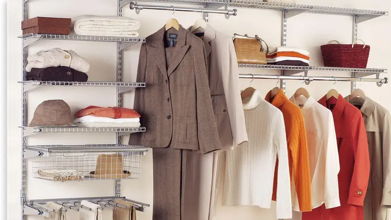 Rubbermaid closet
