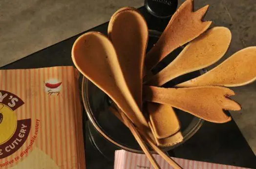 Edible cutlery