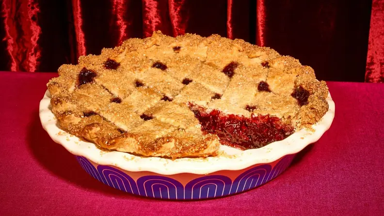 Sweetie Pie is equipped with grooved edges that makes for easy crimping.