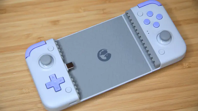 The GameSir X2s Type-C without a phone inserted.