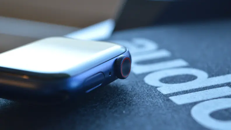 Apple Watch Series 6 Crown