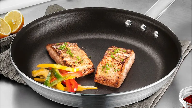 How to maintain nonstick cookware