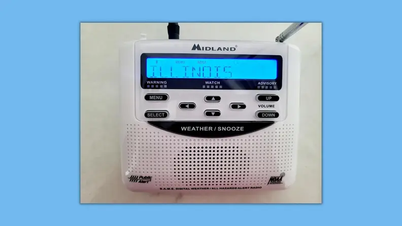 Location setting (Illinois) on display in the weather radio.