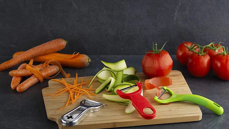 Kuhn Rikon Vegetable Peeler is a simple tool that helps home chef cook