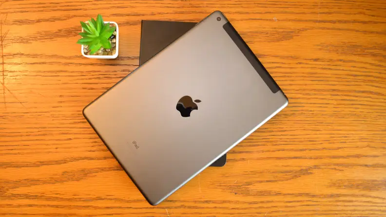 Apple iPad 2020 Back