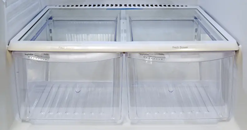The Frigidaire Gallery FGHI2164QF's twin crispers offered average performance.