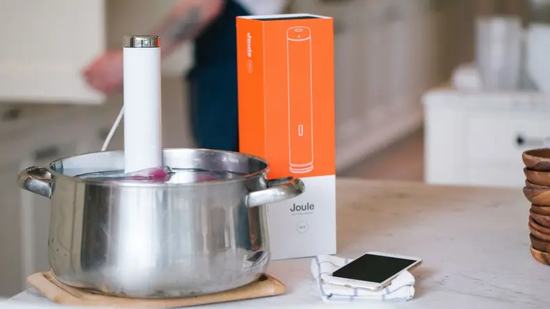 Using the ChefSteps Joule to sous vide