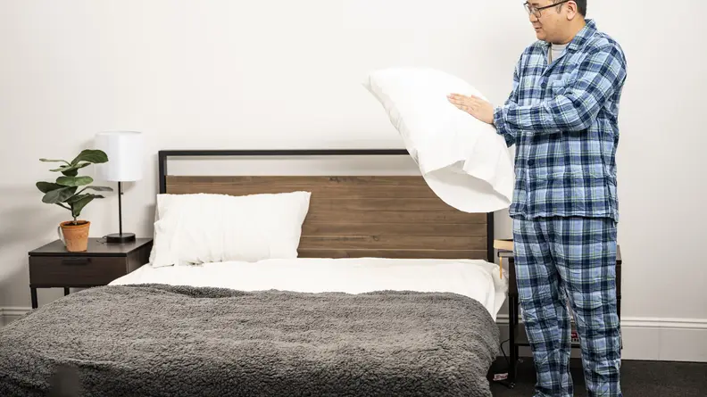 Everdream pjs set worn by man.