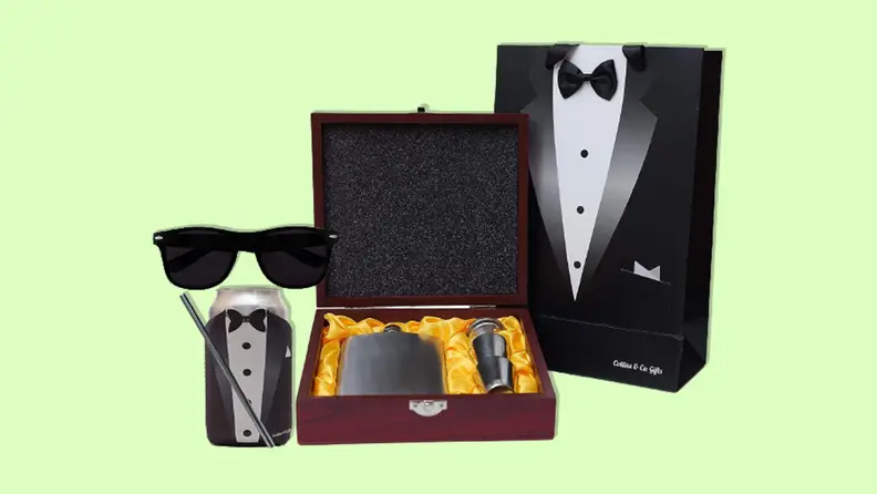 Best gifts for best man: Collins and Co. Wedding Party box set