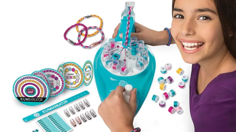 Cool Maker KumiKreator Friendship Bracelet Maker