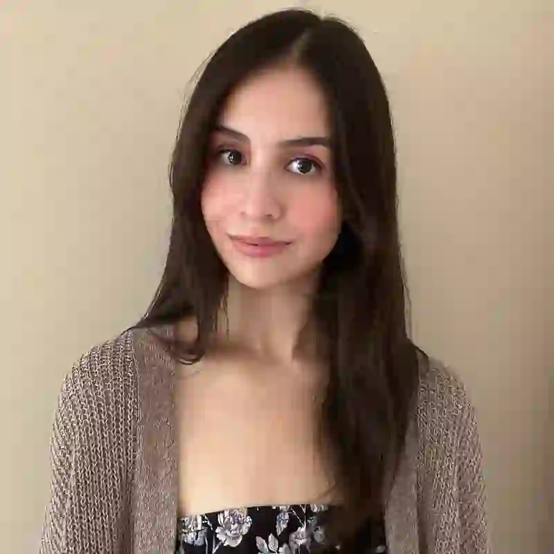 Sara Miranda - Reviewed