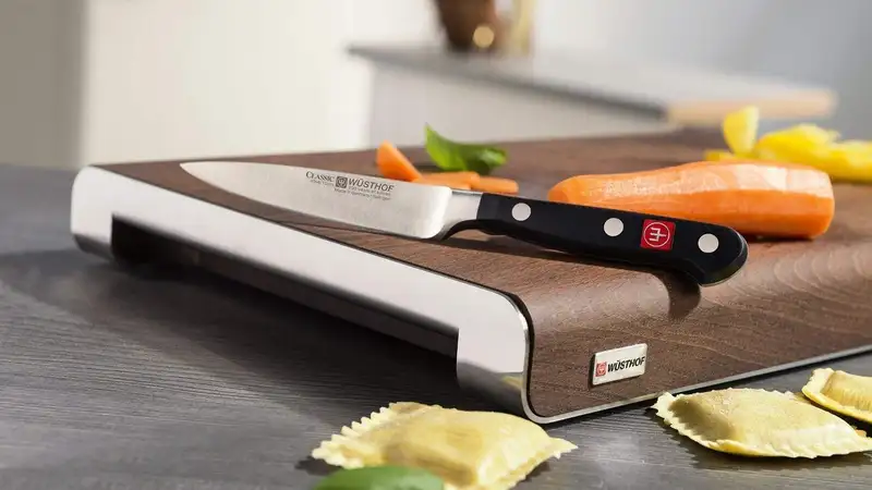 What is a paring knife, and how do you use it? - Reviewed
