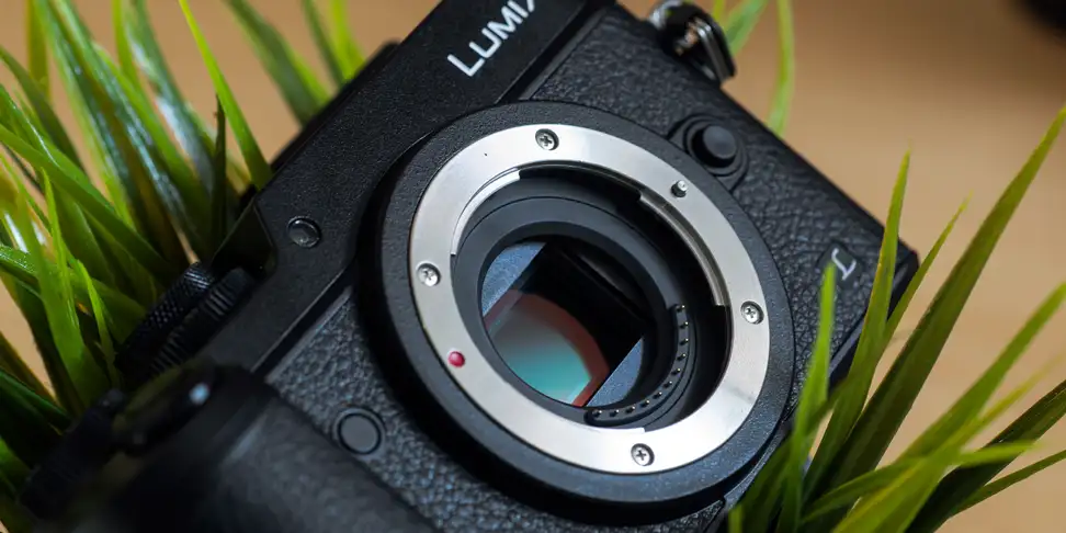 Panasonic Lumix DMC-GX8 Digital Camera Review - Reviewed