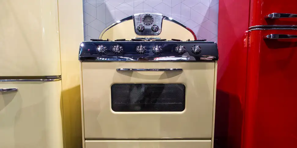 Northstar 36-inch freestanding retro range