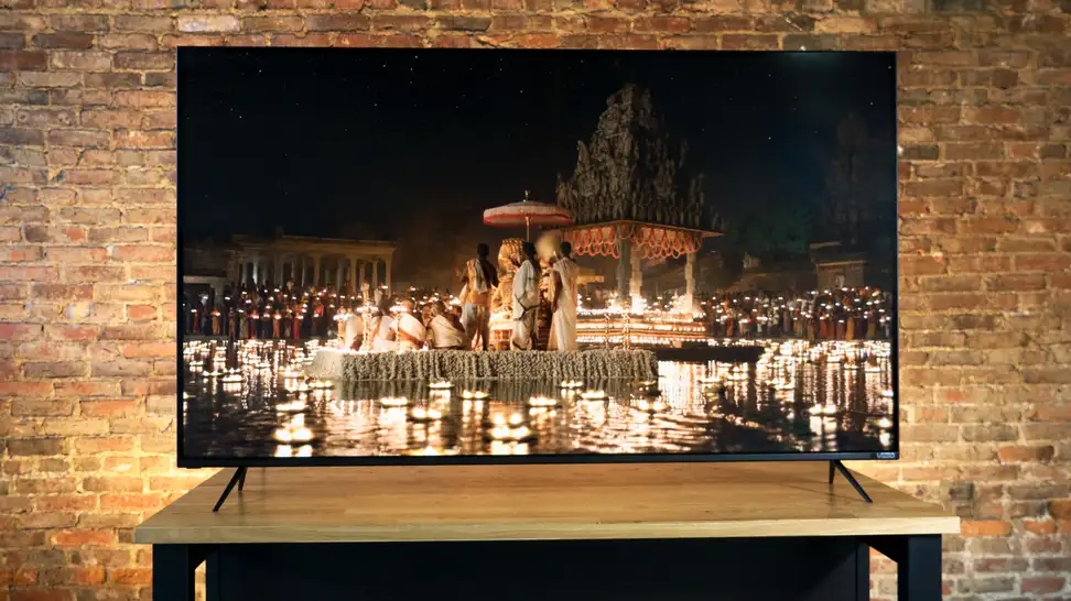 Vizio M Series (2018) with content on the screen