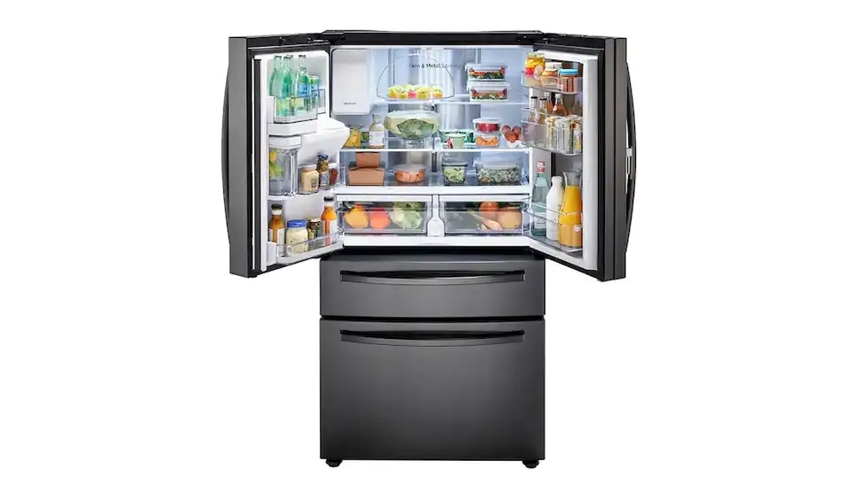 A Samsung RF28R351SG French door refrigerator