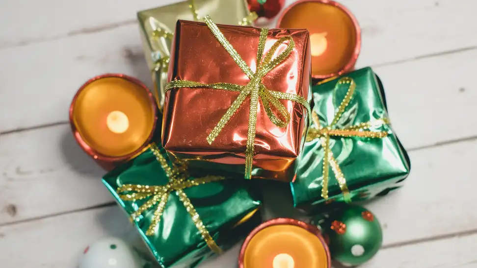 Generic photo of gifts