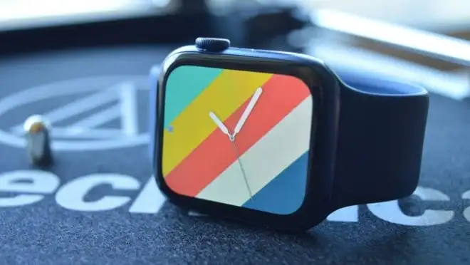 The Apple Watch Series 6 display screen.