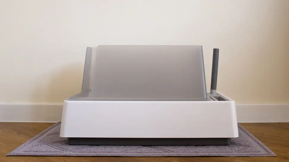 The Tuft and Paw Cove litter box