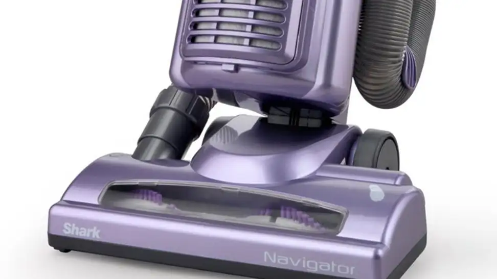 A close-up of the Shark NV352 Navigator Lift-Away's cleaning head.