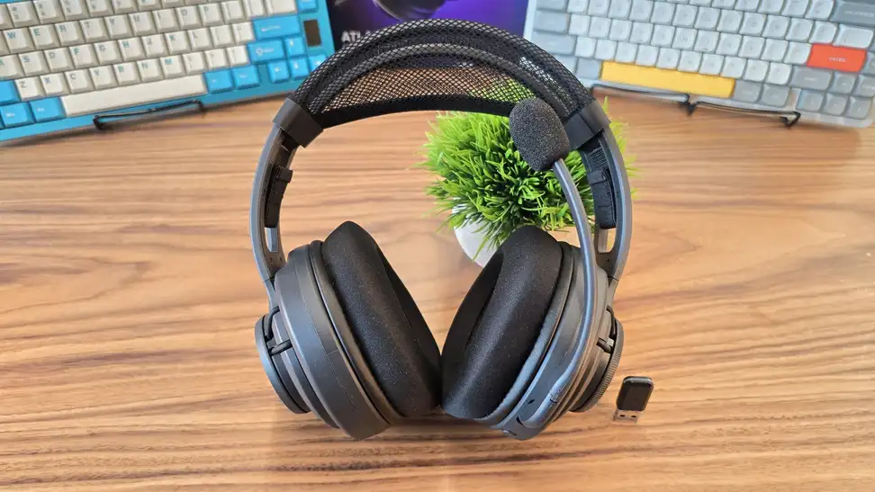 The Turtle Beach Atlas Air.