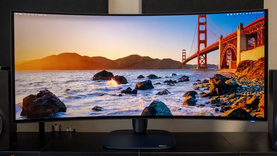 Alienware 39 5K OLED Gaming Monitor (AW3926QW) displaying the Golden Gate Bridge and San Francisco Bay.