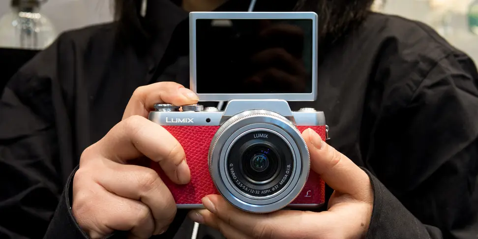 The new Panasonic Lumix DMC-GF7